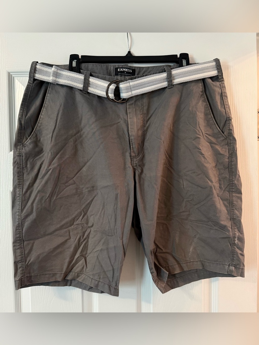 Express Men’s Gray Flat Front Shorts with Striped Belt